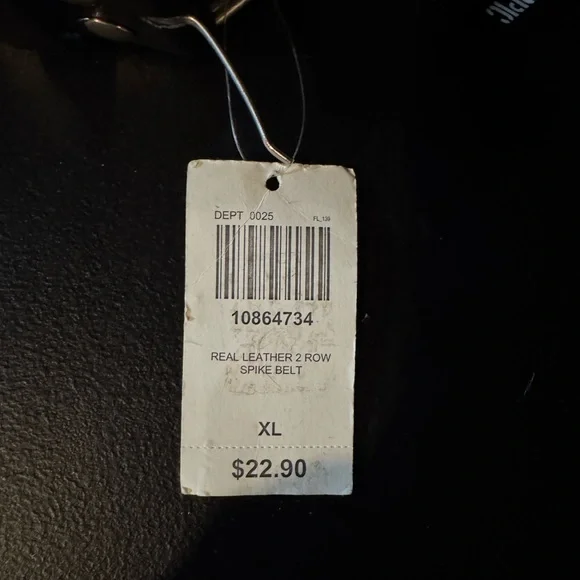 Hot Topic Black Spiked Belt - Picture 2 of 2